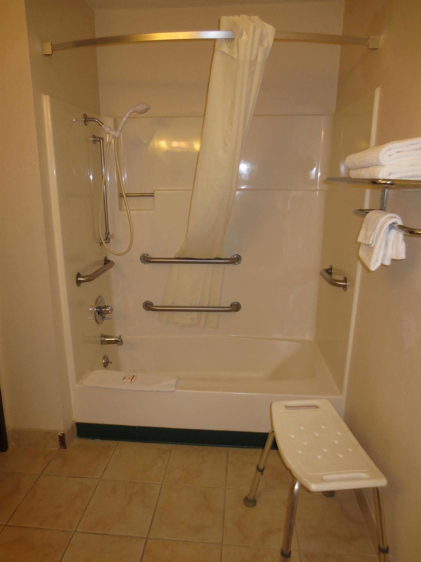 American Best Value Inn Lawrence Extérieur photo